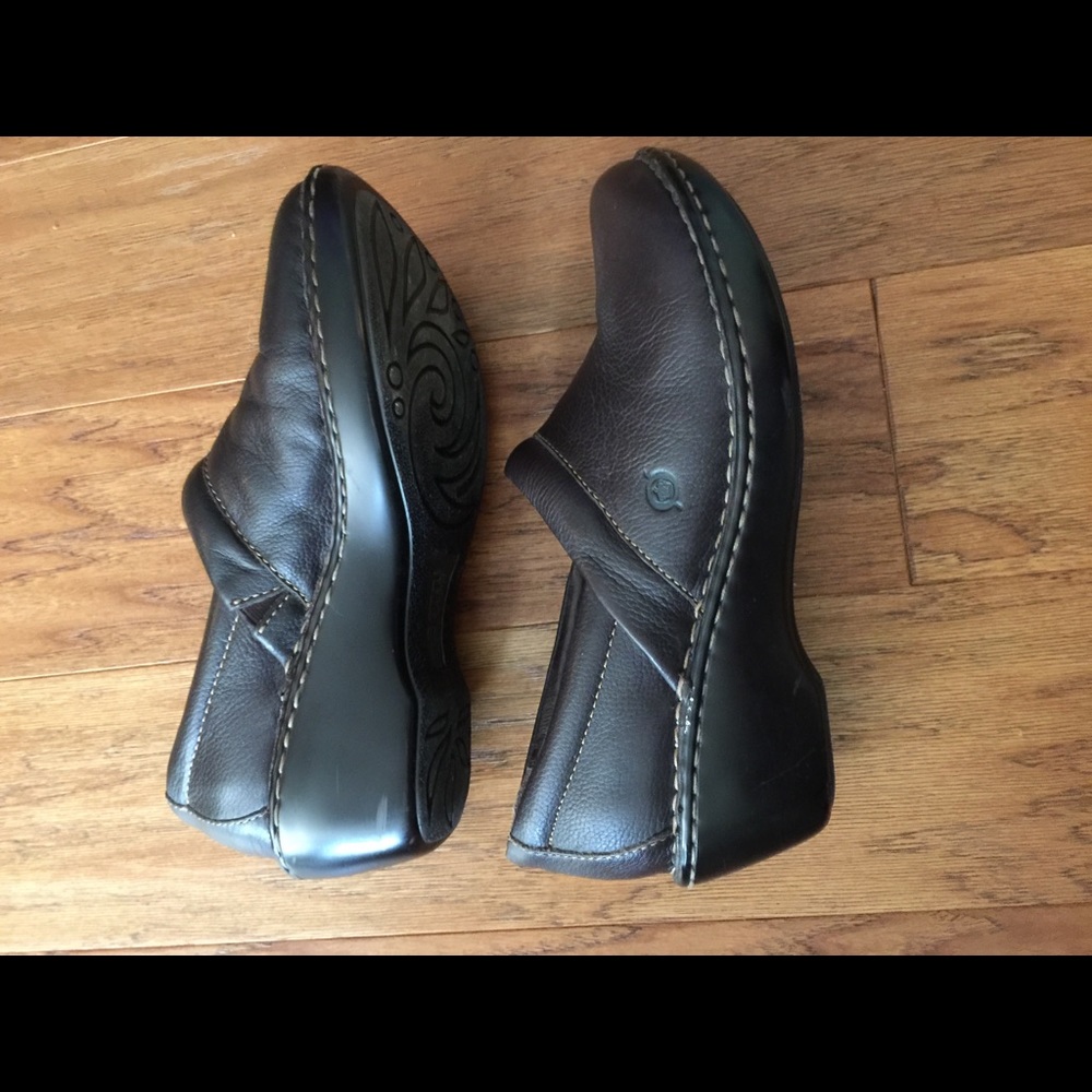 Born Clogs 10M, beautiful dark brown